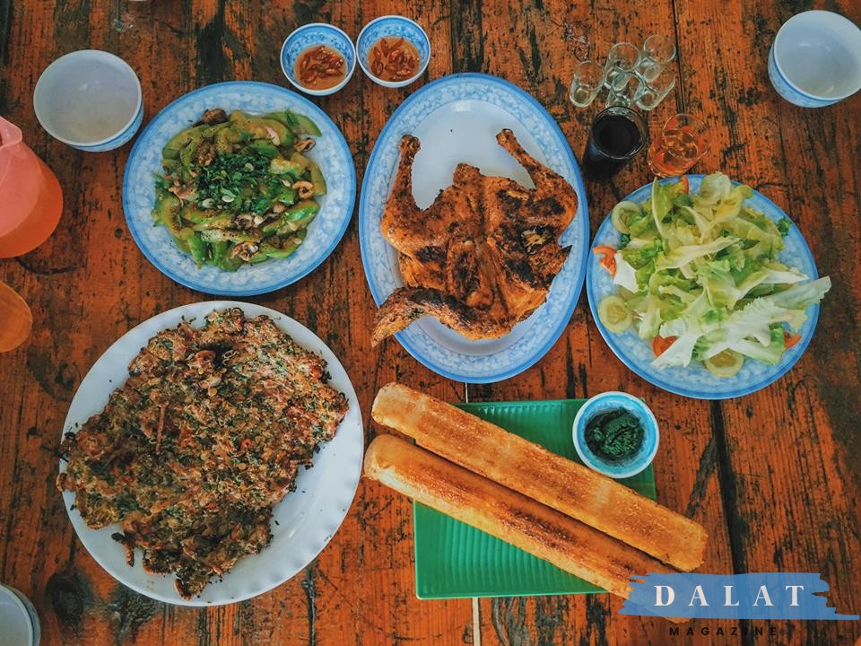 Những quán cơm lam gà nướng ngon nhất Đà Lạt